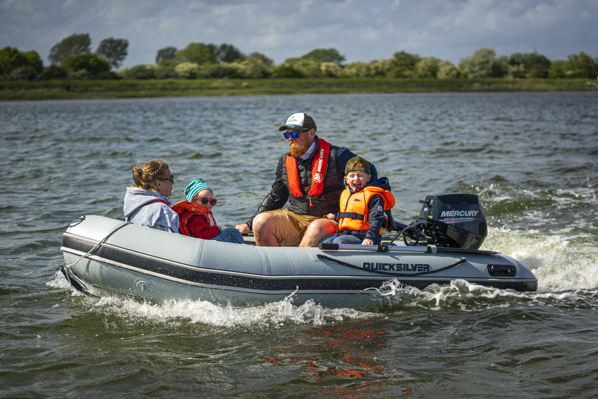 Quicksilver 320 Sport (Alu Floor) - 6